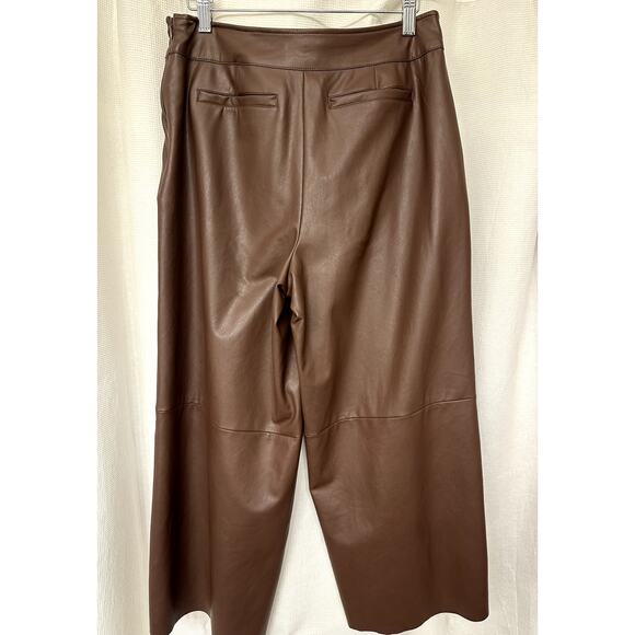 Isaac Mizrahi LIVE Vegan Leather Brown Wide Leg Cropped Pants w/ Side Zip, Sz 8 - Picture 4 of 6